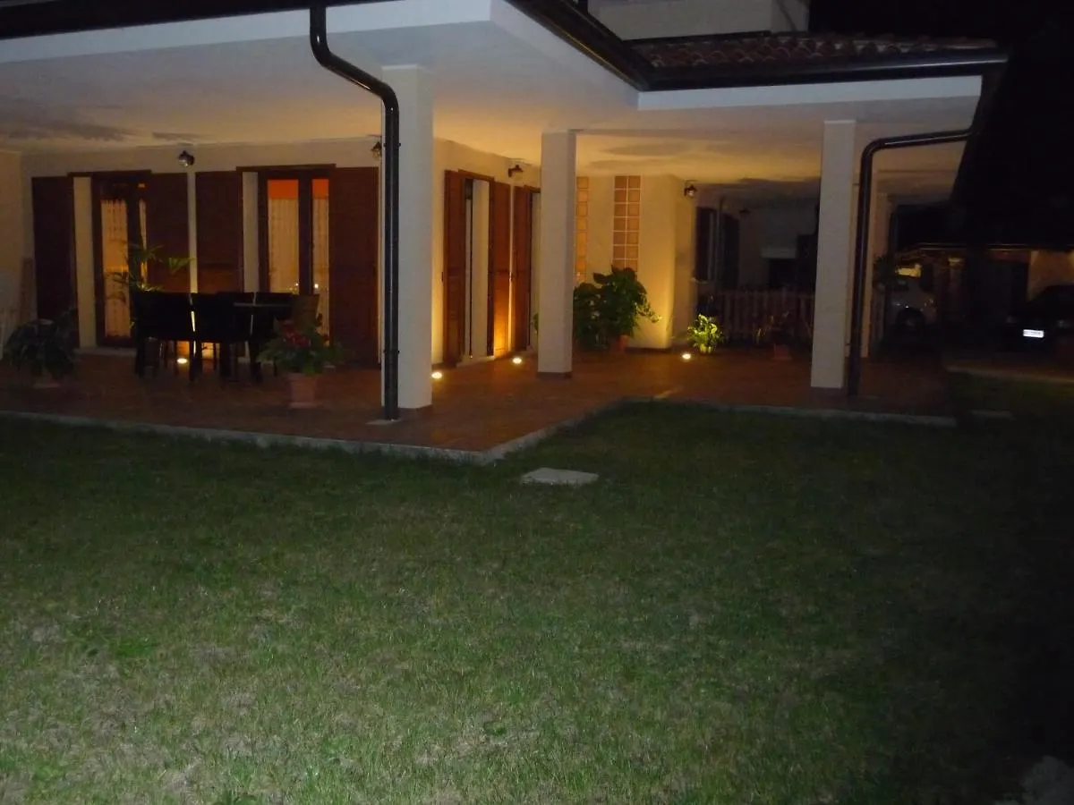 Villa Patrizia San Canzian dʼlsonzo Bed & Breakfast